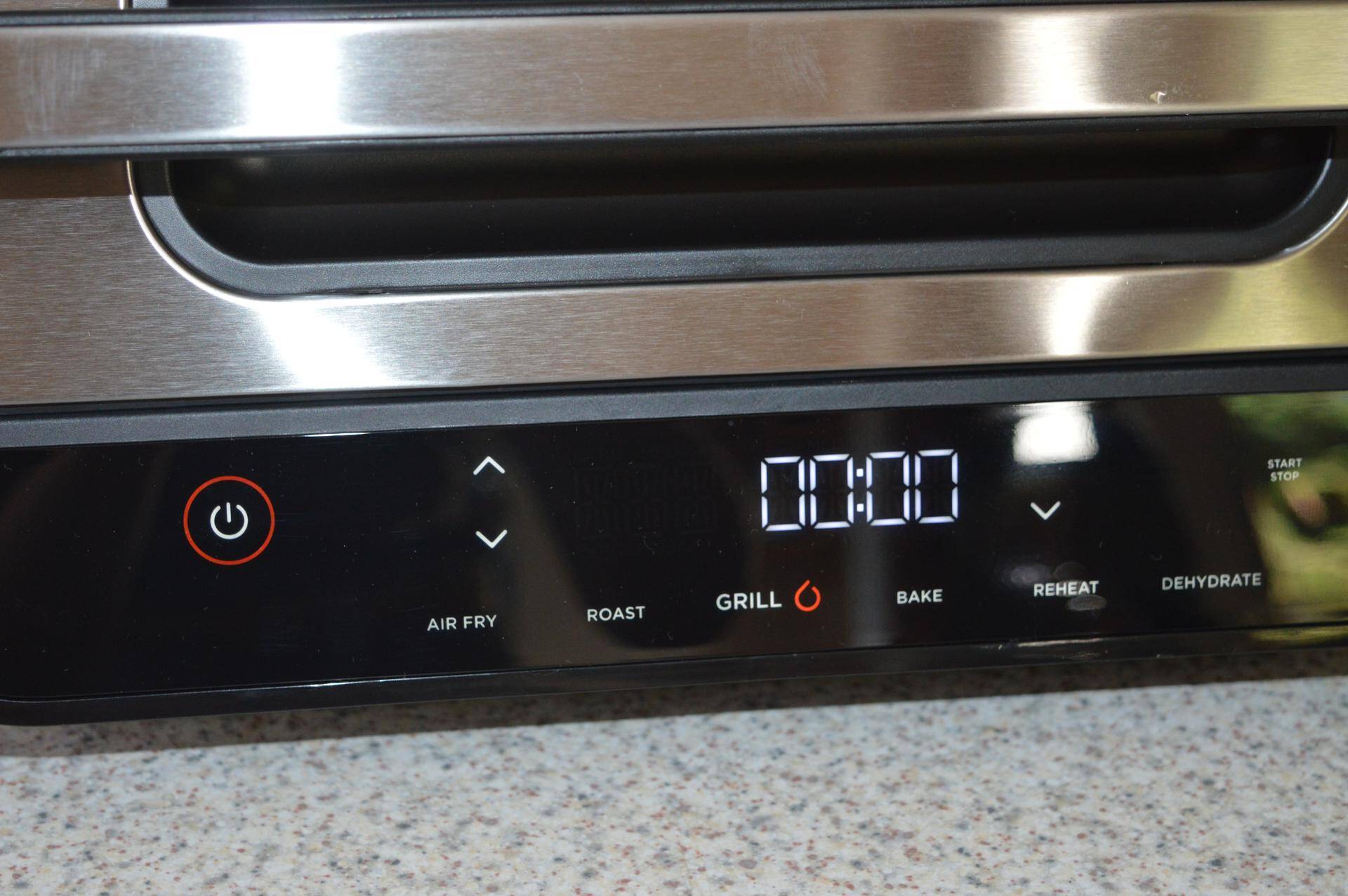 Ninja Foodi MAX Grill und Heissluftfritteuse digitales Display
